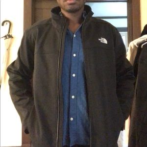 The Northface Men’s Apex Canyonwall Jacket